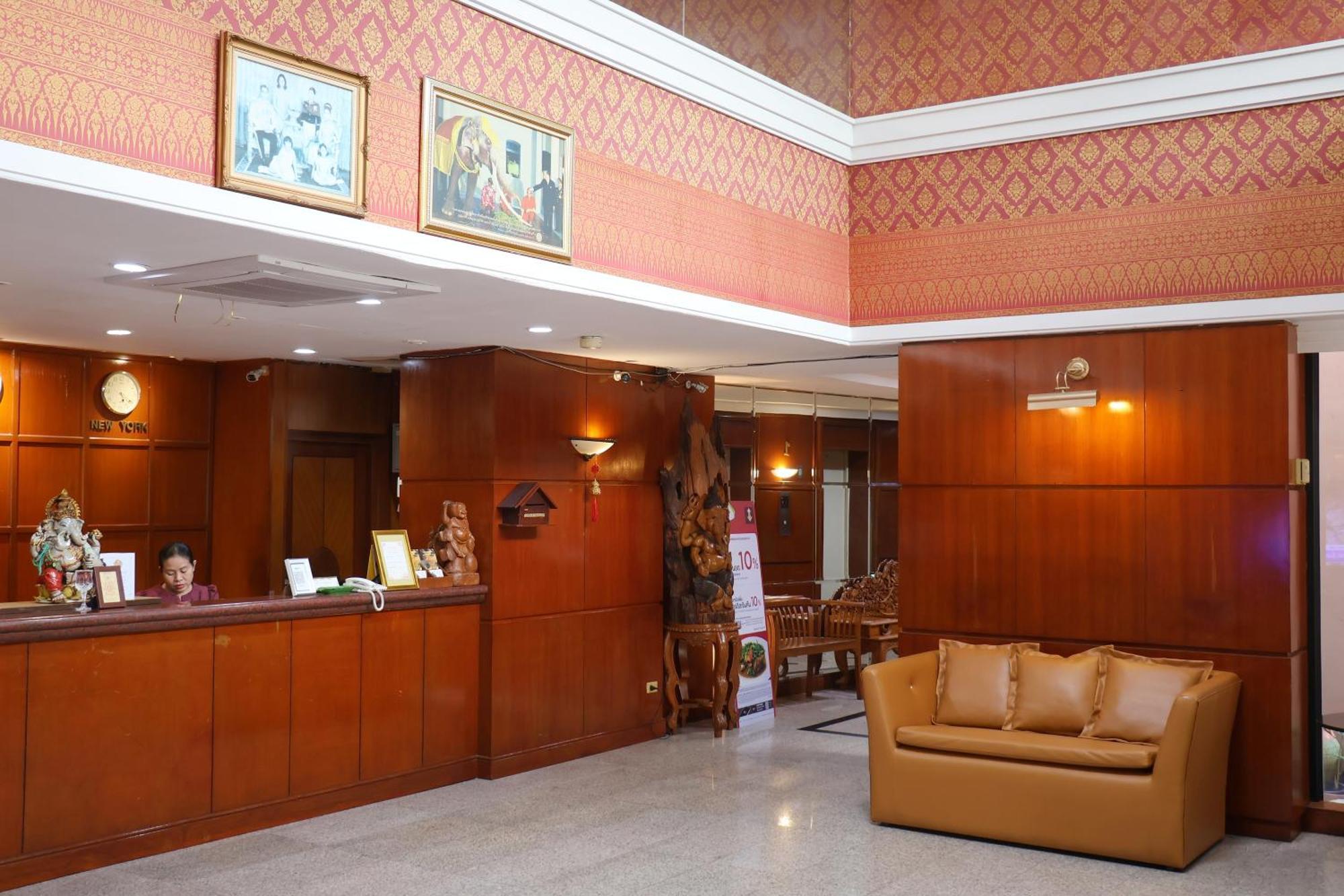 Nonthaburi Palace Hotel Exterior foto